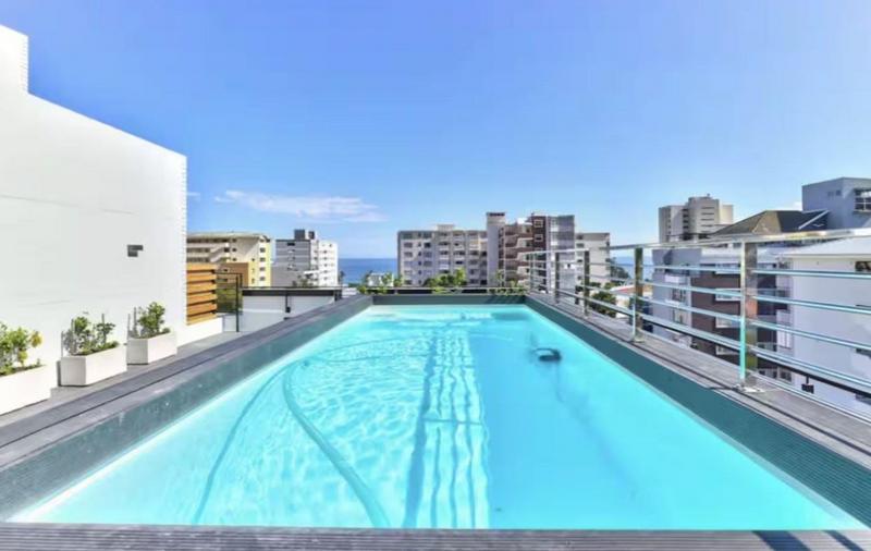 2 Bedroom Property for Sale in Sea Point Western Cape